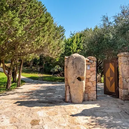 Sa Cala Ginepro Villa *