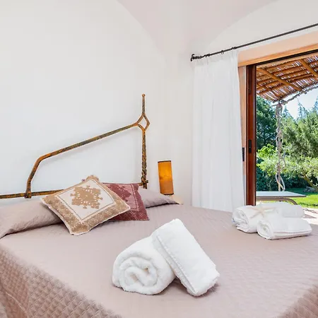 Sa Cala Ginepro Villa *